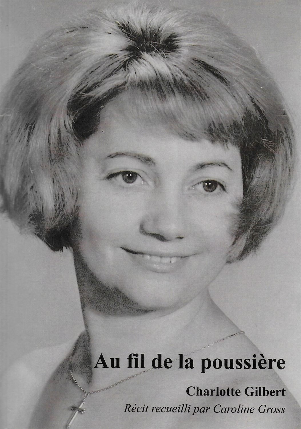Couverture de Au fil de la poussière